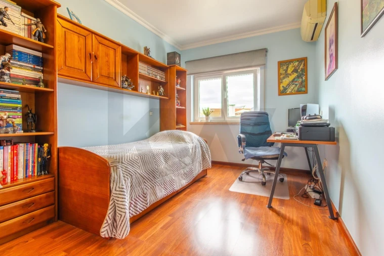 Apartamento T3 para Venda em Santo Antonio da Charneca Foto 9