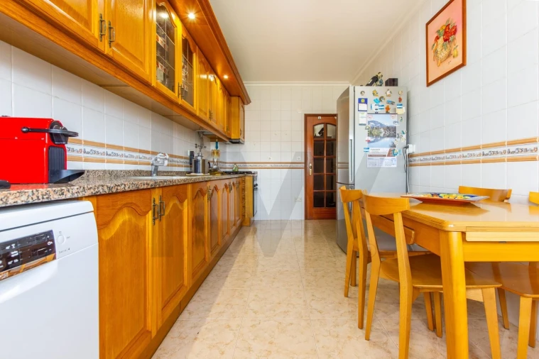 Apartamento T3 para Venda em Santo Antonio da Charneca Foto 8