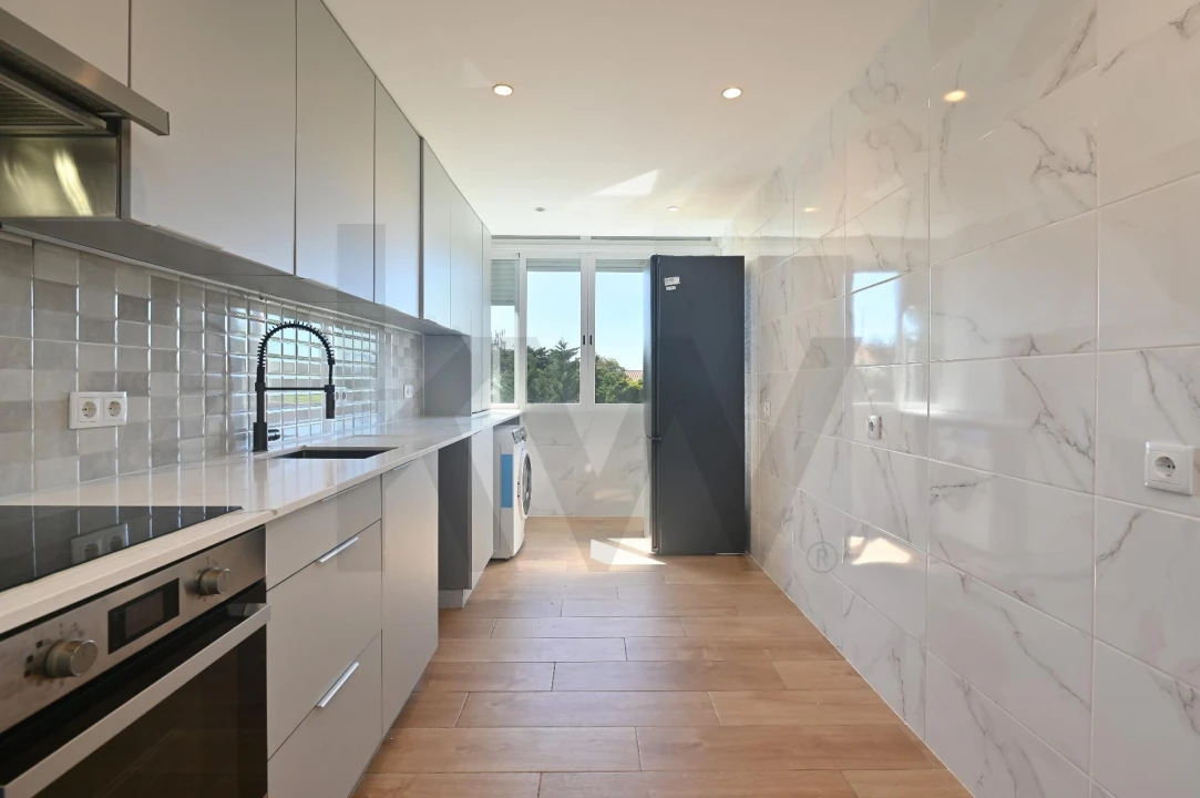 Apartamento T4 para Venda em Cascais e Estoril Foto 6