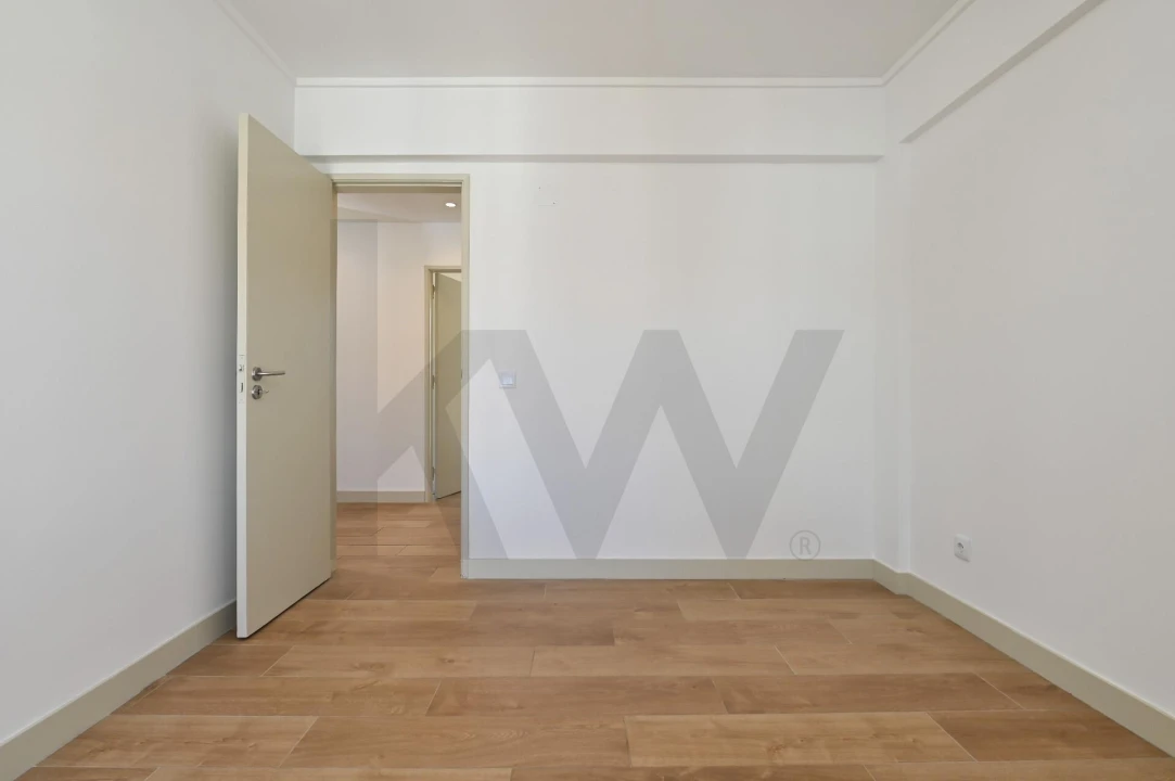 Apartamento T4 para Venda em Cascais e Estoril Foto 19