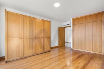 Apartamento T1 para Venda em São Martinho