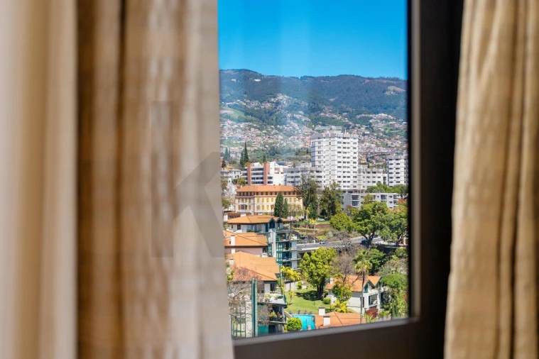 Apartamento T1 para Venda em São Martinho Foto 11