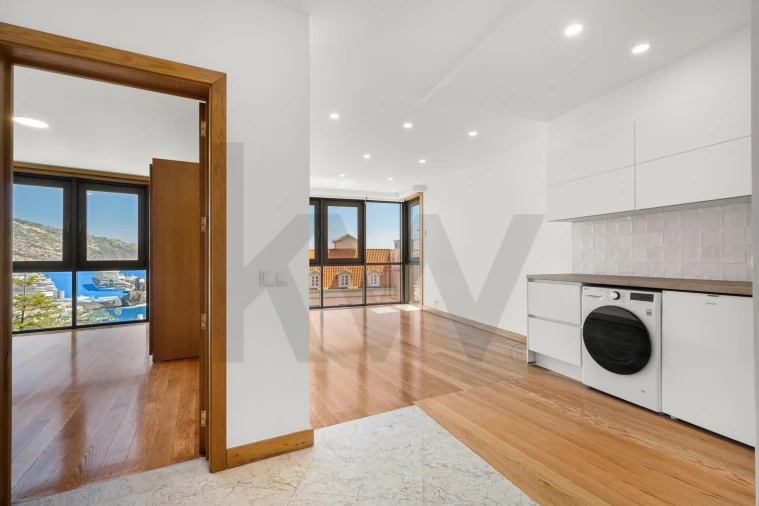 Apartamento T1 para Venda em São Martinho Foto 3