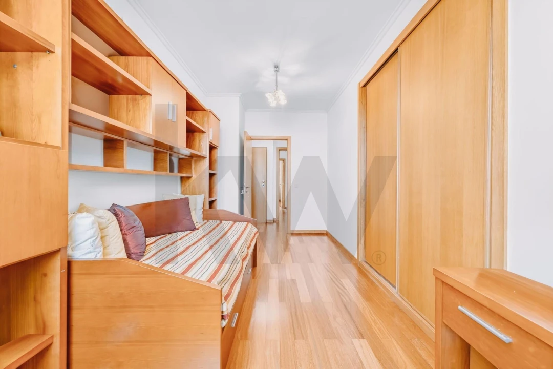 Apartamento T4 para Venda em São Martinho Foto 32