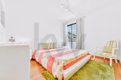 Apartamento T4 para Venda em São Martinho