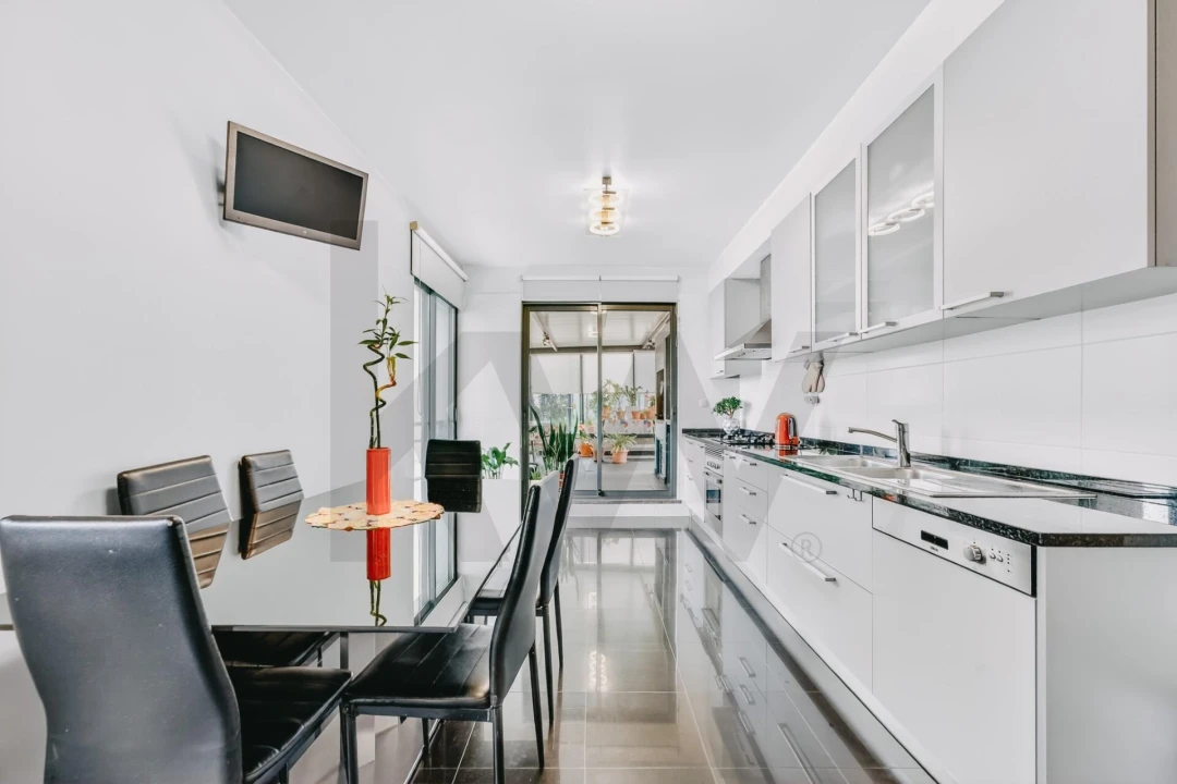 Apartamento T4 para Venda em São Martinho Foto 11