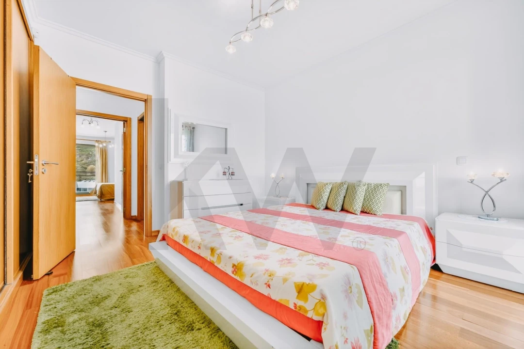 Apartamento T4 para Venda em São Martinho Foto 27