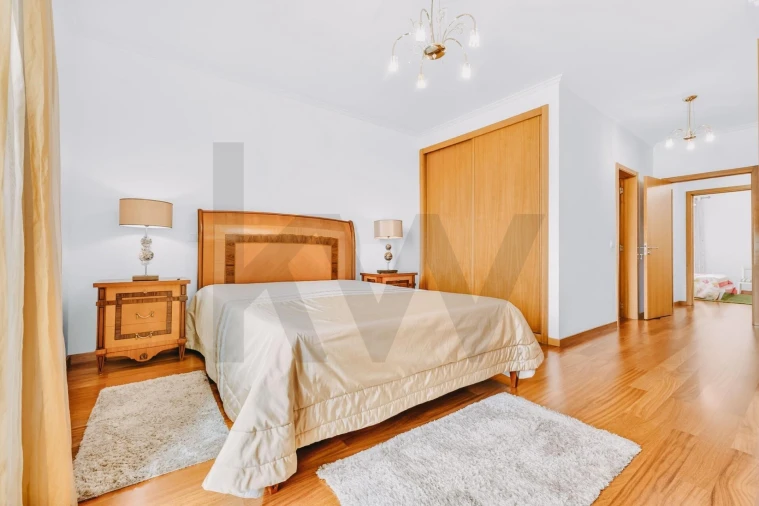 Apartamento T4 para Venda em São Martinho Foto 23