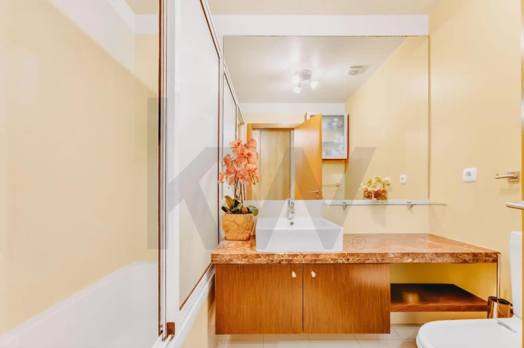 Apartamento T4 para Venda em São Martinho Foto 26