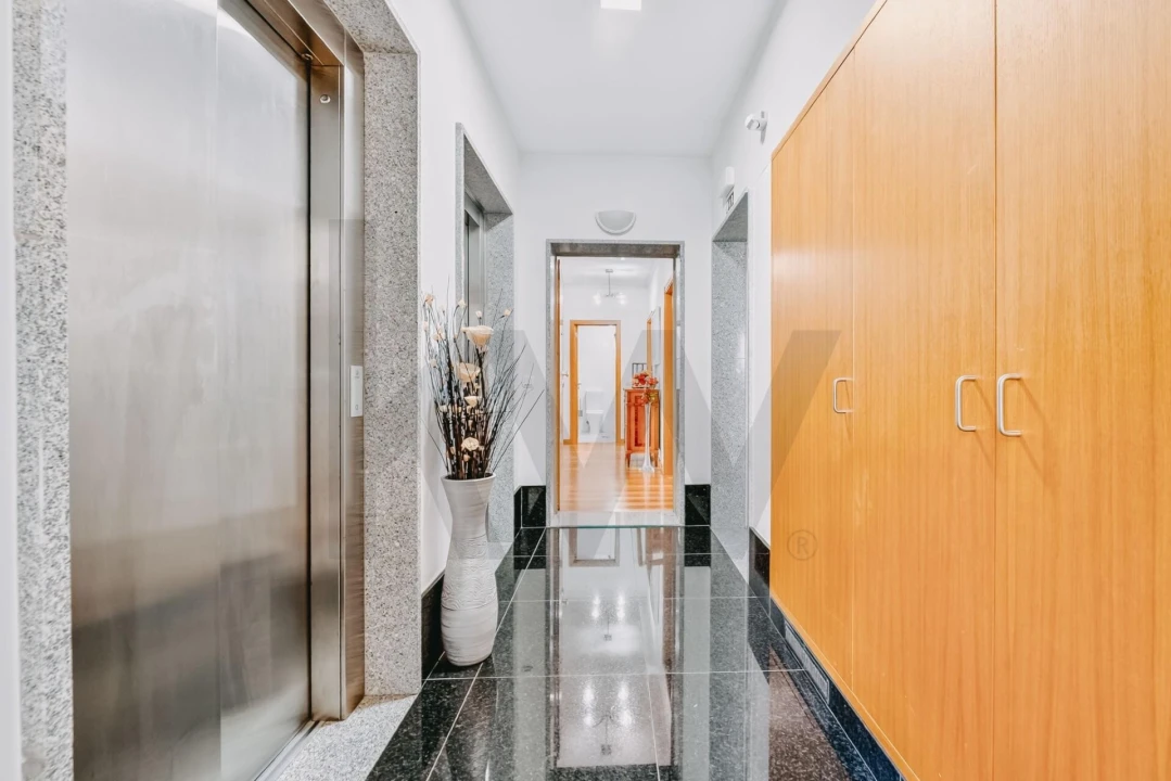 Apartamento T4 para Venda em São Martinho Foto 20