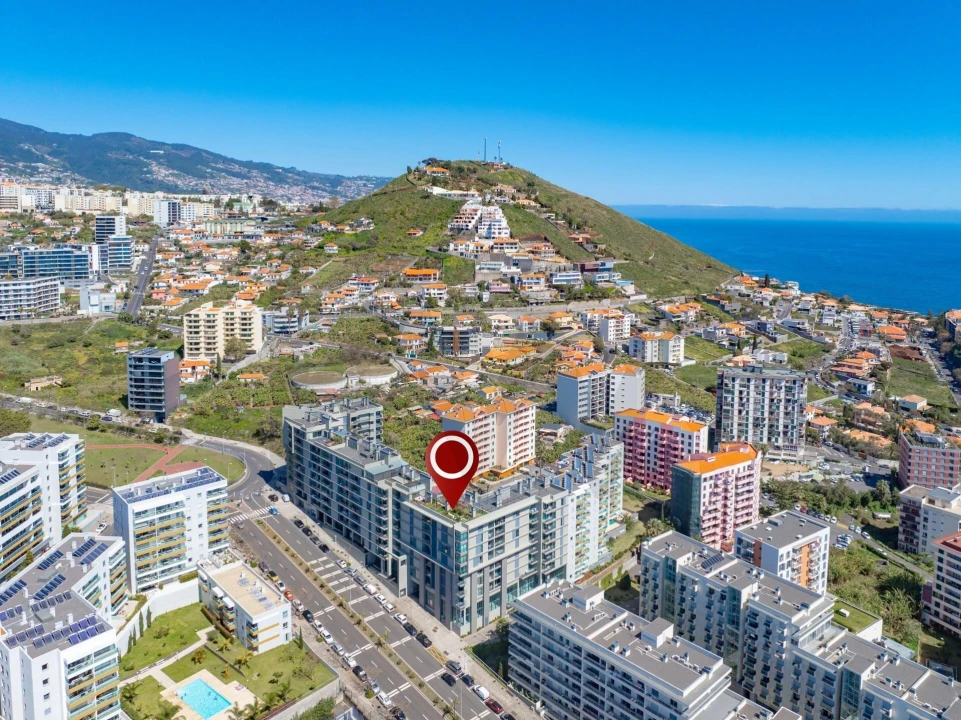 Apartamento T4 para Venda em São Martinho Foto 35