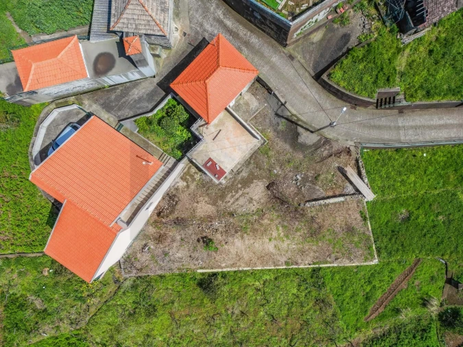 Moradia T2 para Venda em Ponta Delgada Foto 4