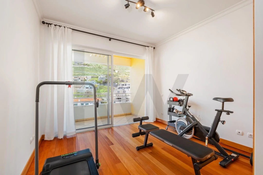 Apartamento T4 para Venda em São Martinho Foto 17