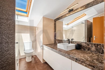 Apartamento T4 para Venda em São Martinho