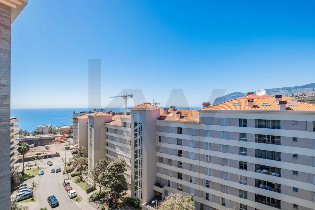 Apartamento T4 para Venda em São Martinho Foto 25