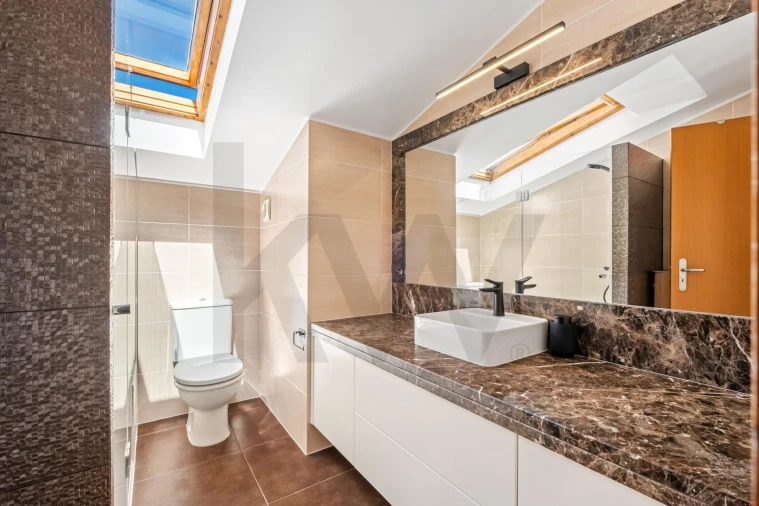 Apartamento T4 para Venda em São Martinho Foto 32
