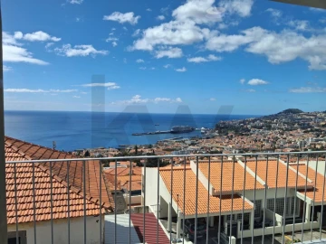Apartamento T2 para Venda em Funchal (Santa Maria Maior)