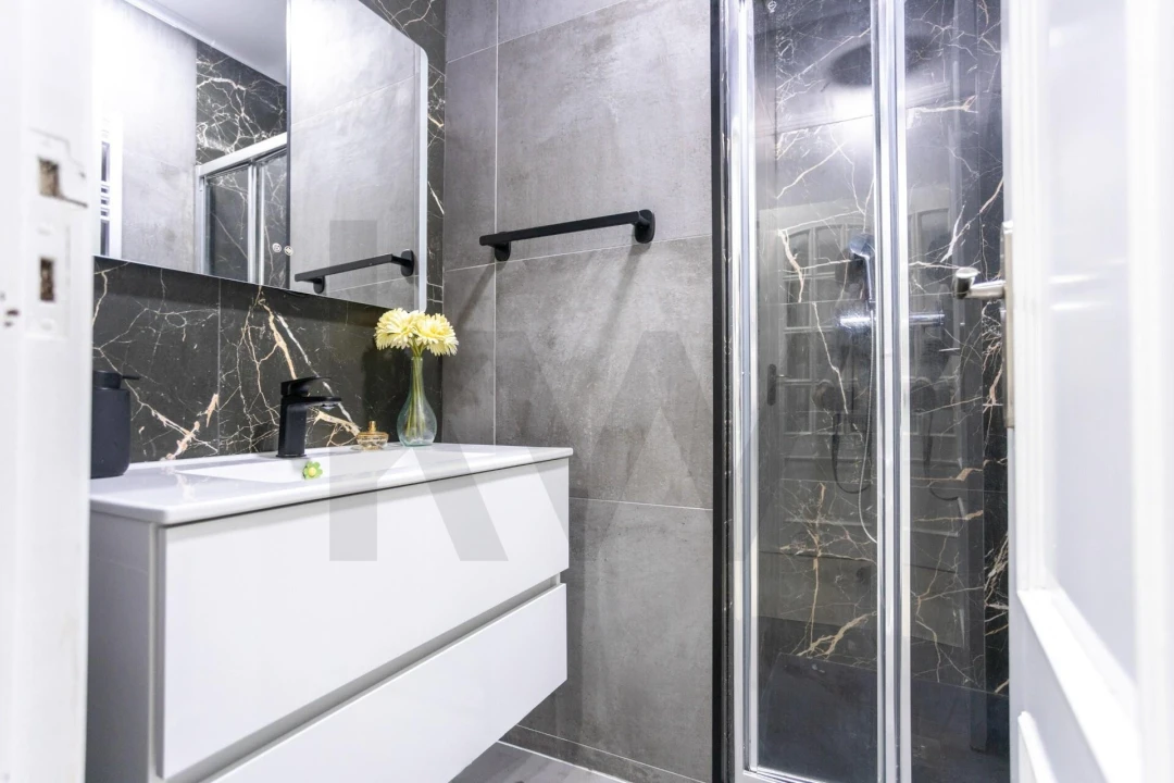 Apartamento T4 para Venda em Santo Antonio da Charneca Foto 17