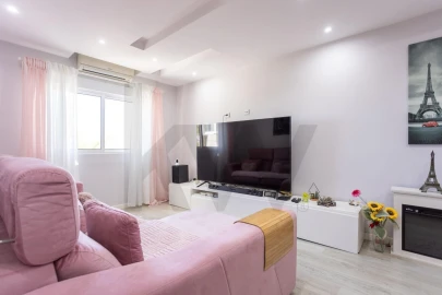 Apartamento T4 para Venda em Santo Antonio da Charneca