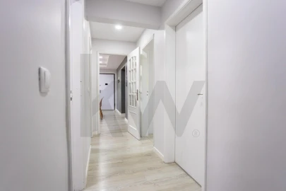 Apartamento T4 para Venda em Santo Antonio da Charneca