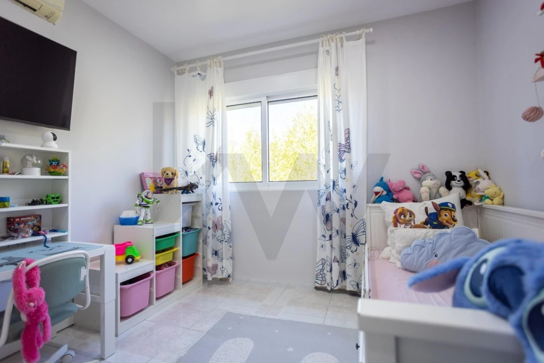 Apartamento T4 para Venda em Santo Antonio da Charneca Foto 29