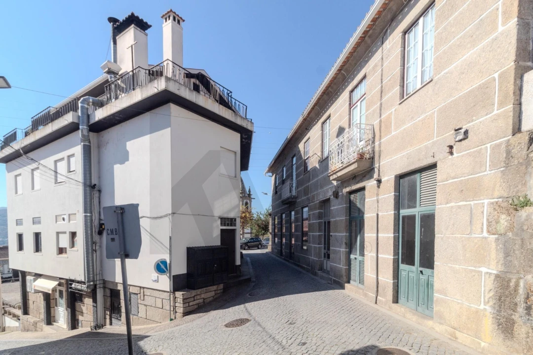 Moradia T3 para Venda em Santa Marinha do Zezere Foto 4