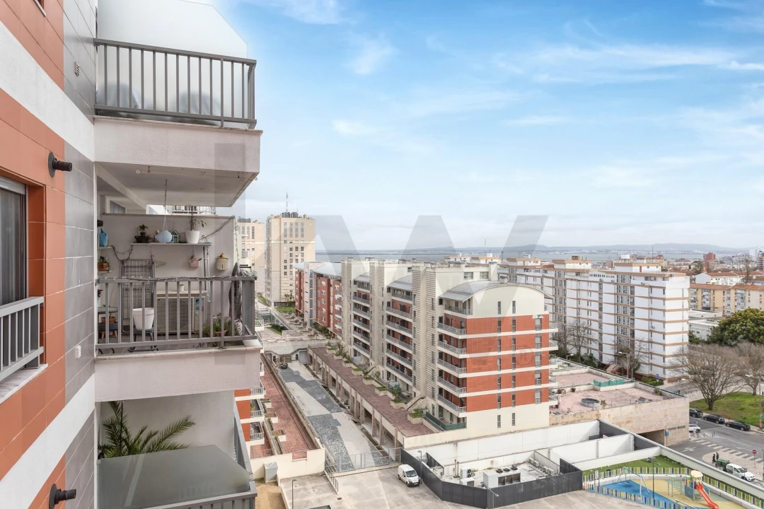 Apartamento T2 para Venda em Olivais Foto 38