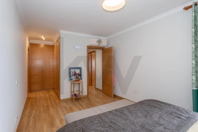 Apartamento T2 para Venda em Olivais