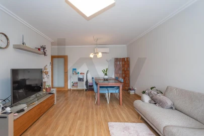 Apartamento T2 para Venda em Olivais
