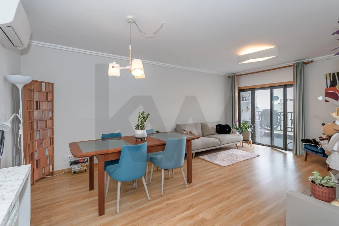 Apartamento T2 para Venda em Olivais Foto 16