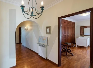 Moradia T6 para Arrendamento em Cascais e Estoril