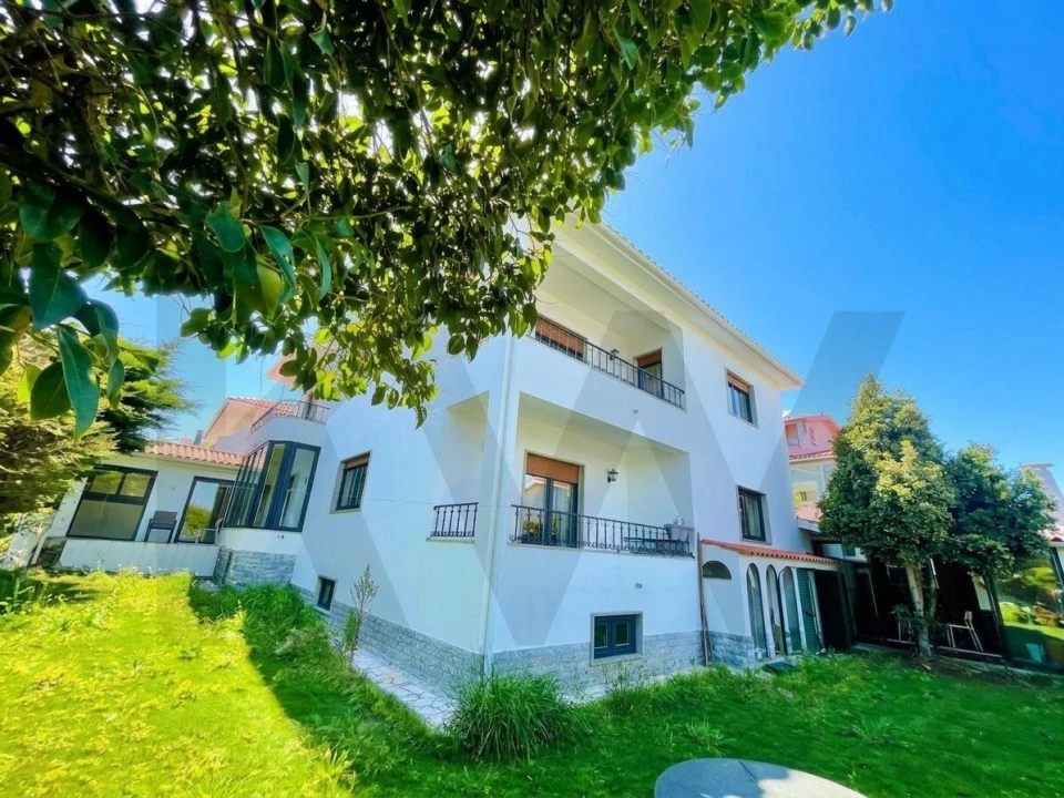 Moradia T6 para Arrendamento em Cascais e Estoril Foto 1