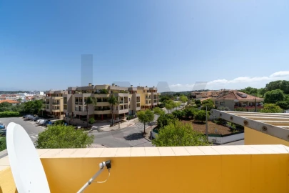 Apartamento T2 para Venda em Loule (São Clemente)