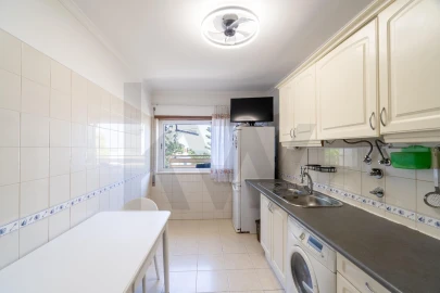 Apartamento T2 para Venda em Loule (São Clemente)