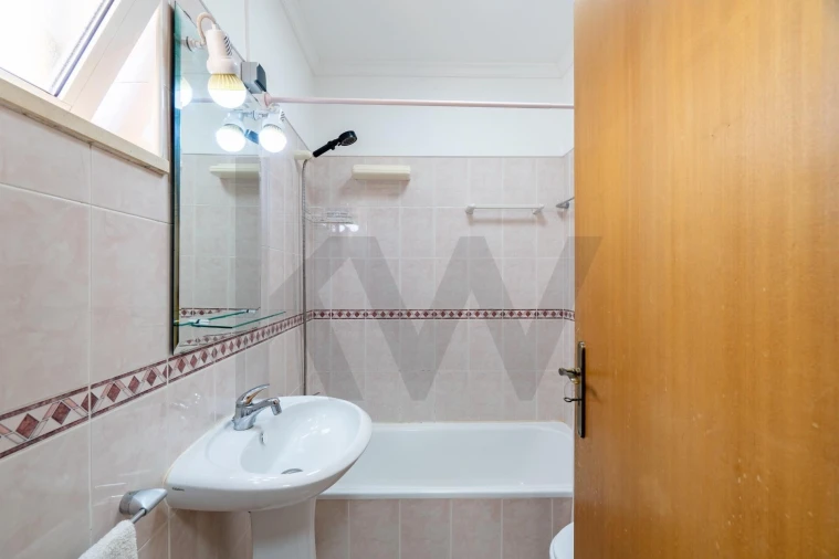Apartamento T2 para Venda em Loule (São Clemente) Foto 15