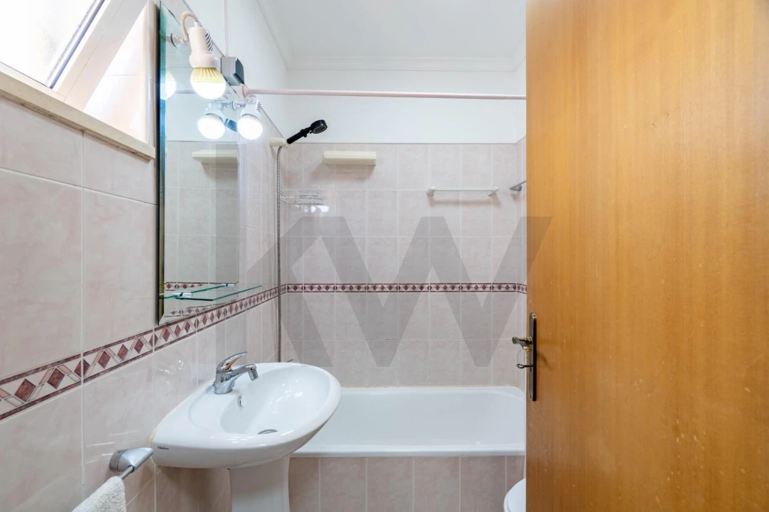 Apartamento T2 para Venda em Loule (São Clemente) Foto 15