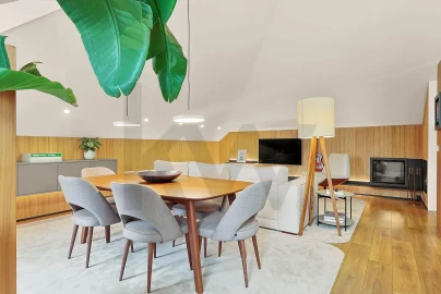 Apartamento T3 para Venda em Lordelo do Ouro e Massarelos
