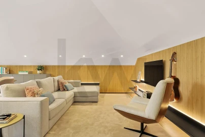 Apartamento T3 para Venda em Lordelo do Ouro e Massarelos