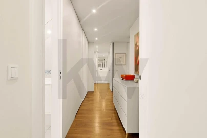 Apartamento T3 para Venda em Lordelo do Ouro e Massarelos