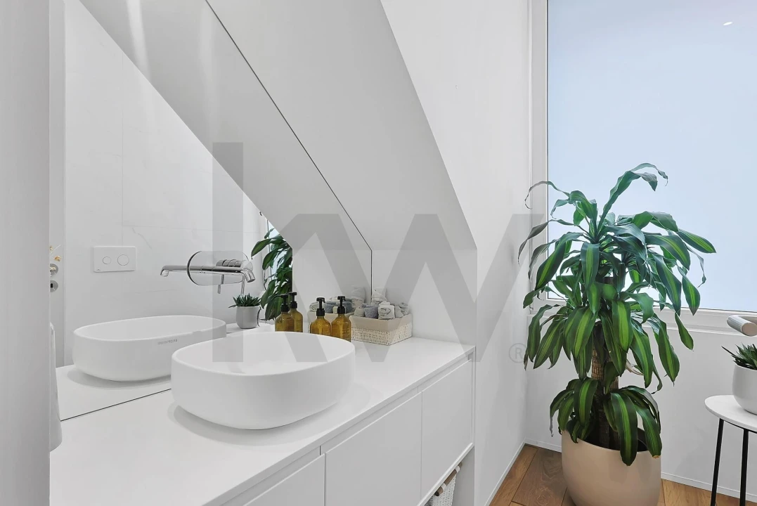 Apartamento T3 para Venda em Lordelo do Ouro e Massarelos Foto 19
