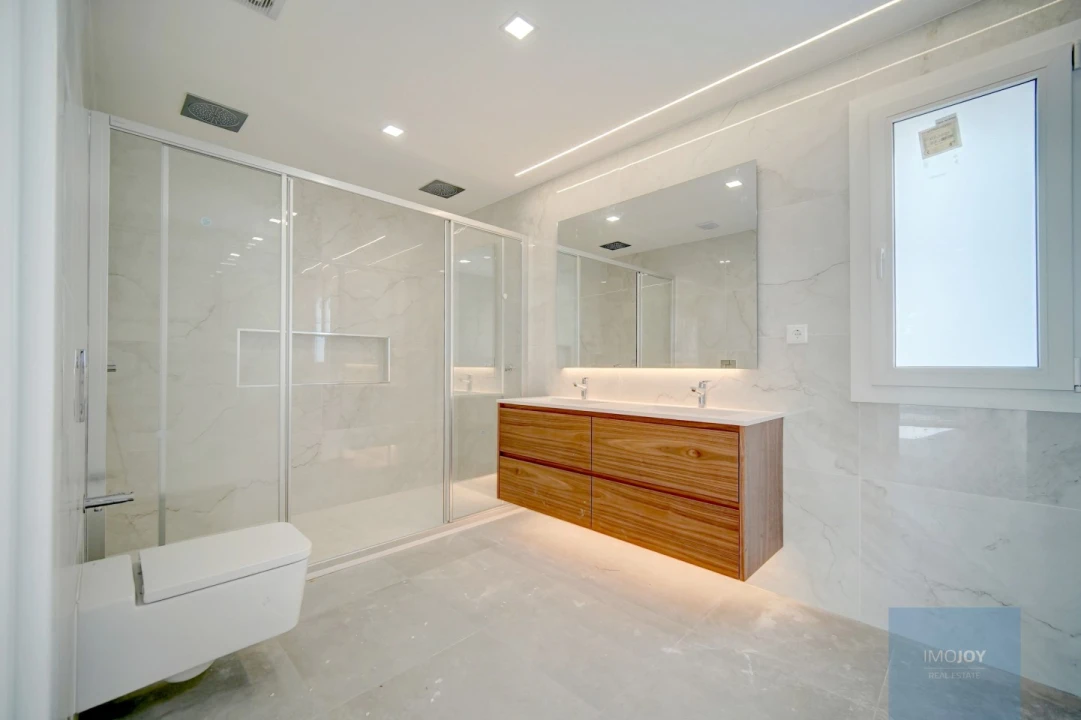 Moradia T4 para Venda em Alcabideche Foto 29