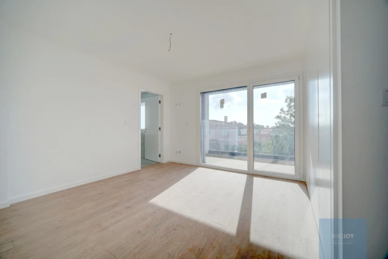 Moradia T4 para Venda em Alcabideche Foto 24