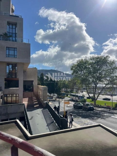 Escritório para Arrendamento em Funchal (Se)