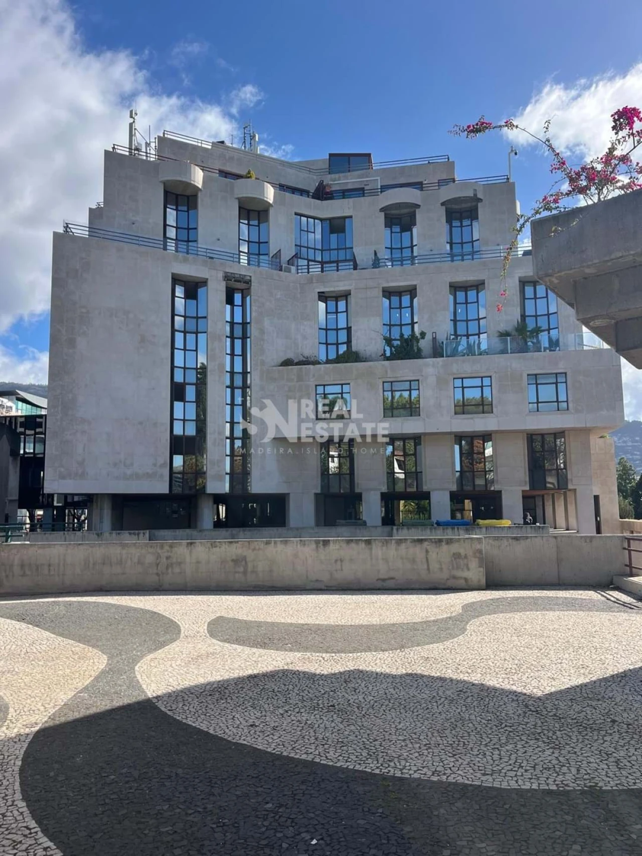 Escritório para Arrendamento em Funchal (Se) Foto 10