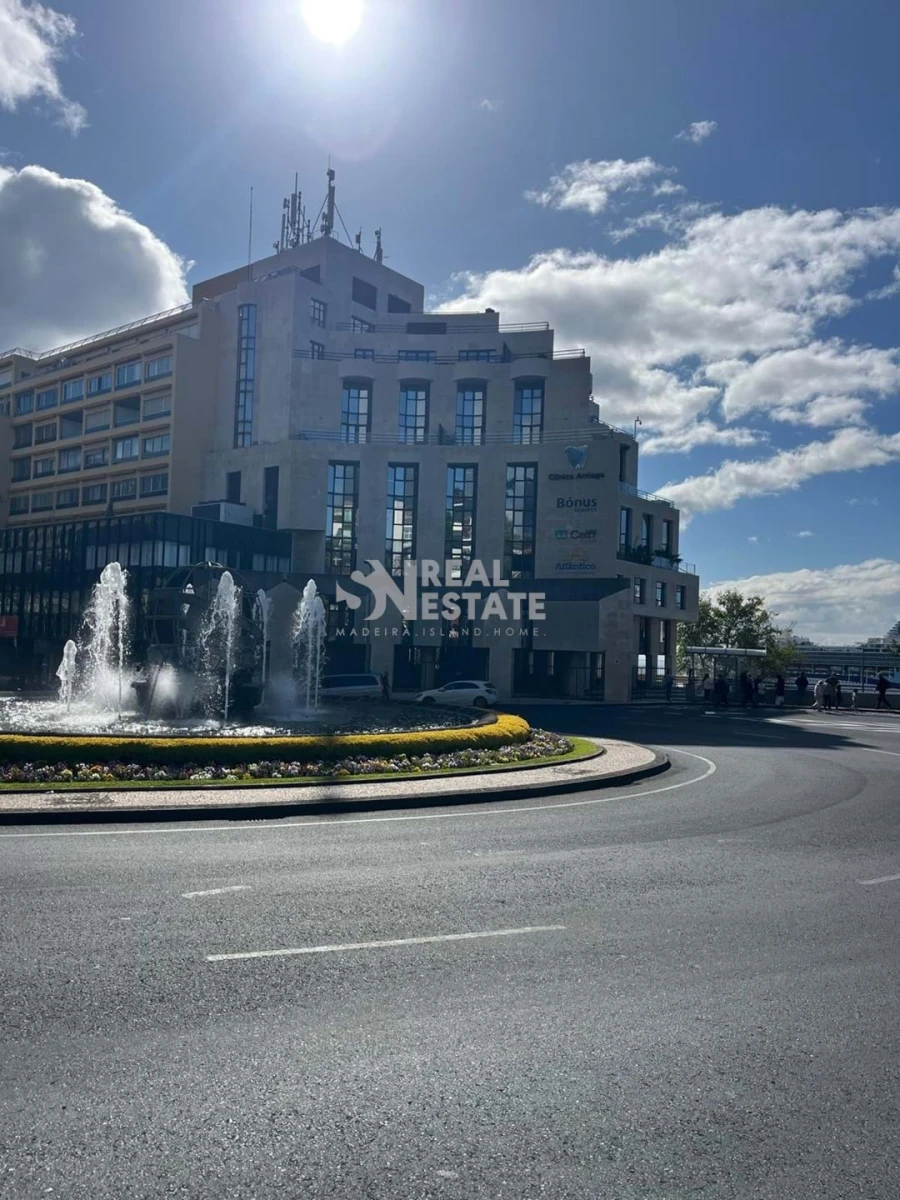 Escritório para Arrendamento em Funchal (Se) Foto 8