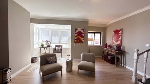 Apartamento T4 para Venda em Cascais e Estoril