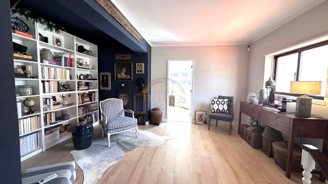 Apartamento T4 para Venda em Cascais e Estoril