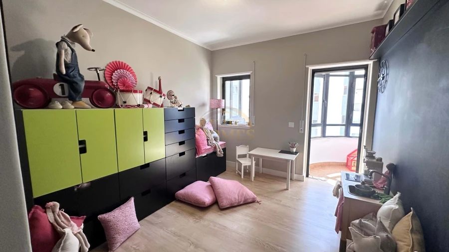Apartamento T4 para Venda em Cascais e Estoril Foto 14