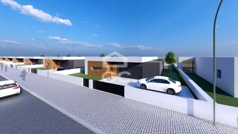 Moradia T4 para Venda em Tornada e Salir do Porto