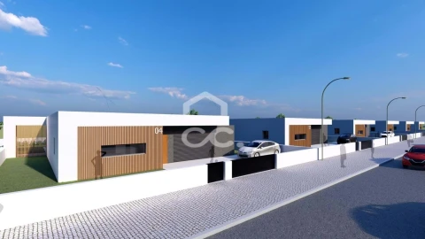 Moradia T4 para Venda em Tornada e Salir do Porto